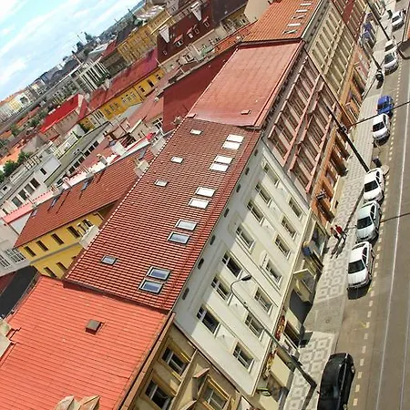 Apartman Penthouse With City Terrace Prága